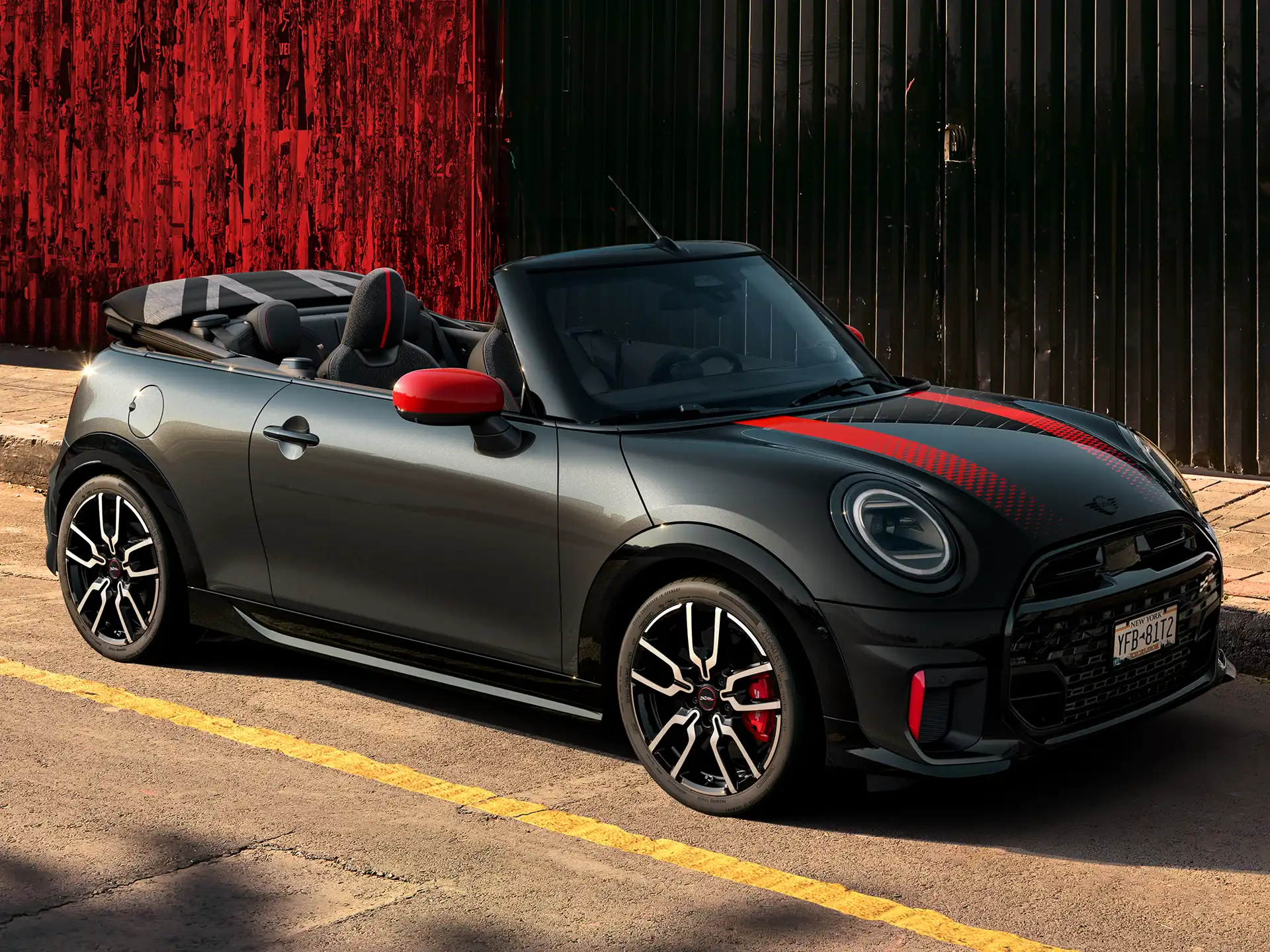 MINI John Cooper Works – F67 JCW sett fra siden