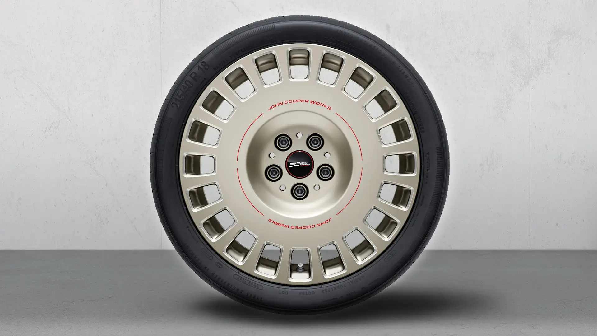 18" John Cooper Works lettmetallfelger Rallye-spoke style 964 komplett sommerhjul i totonet Vibrant Silver, diamantkuttet. 