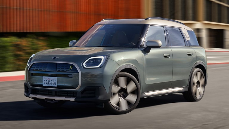 Helelektriske MINI Countryman – mosaikk – kjøreopplevelse